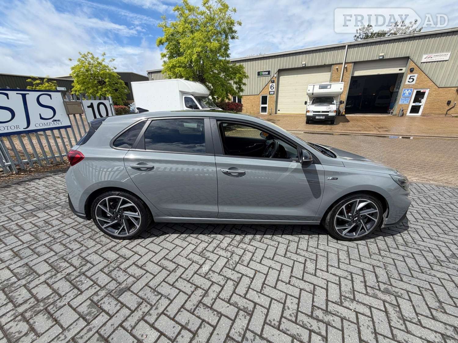 [ berth ]Hyundai i30