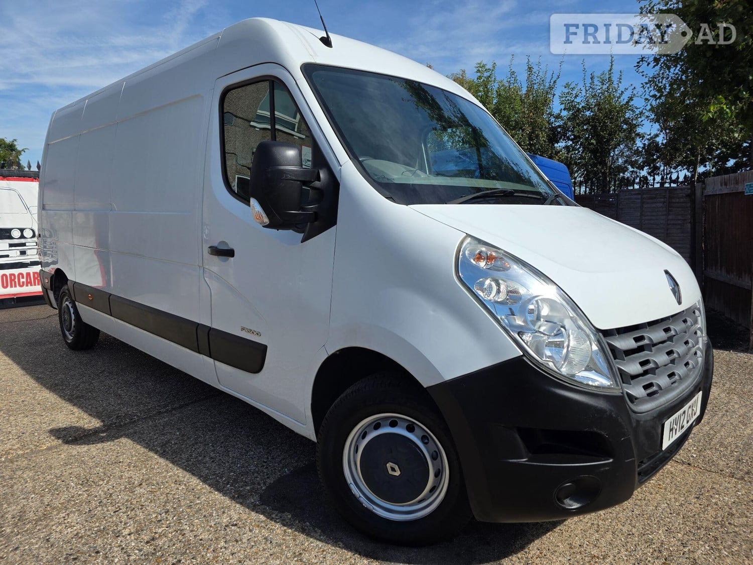Renault Master 2012 in Hounslow