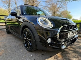 Mini Hatch 2016