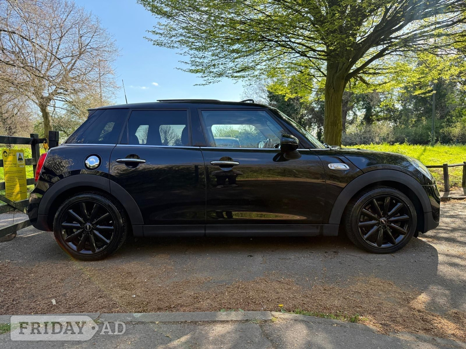 Mini Hatch Barnet