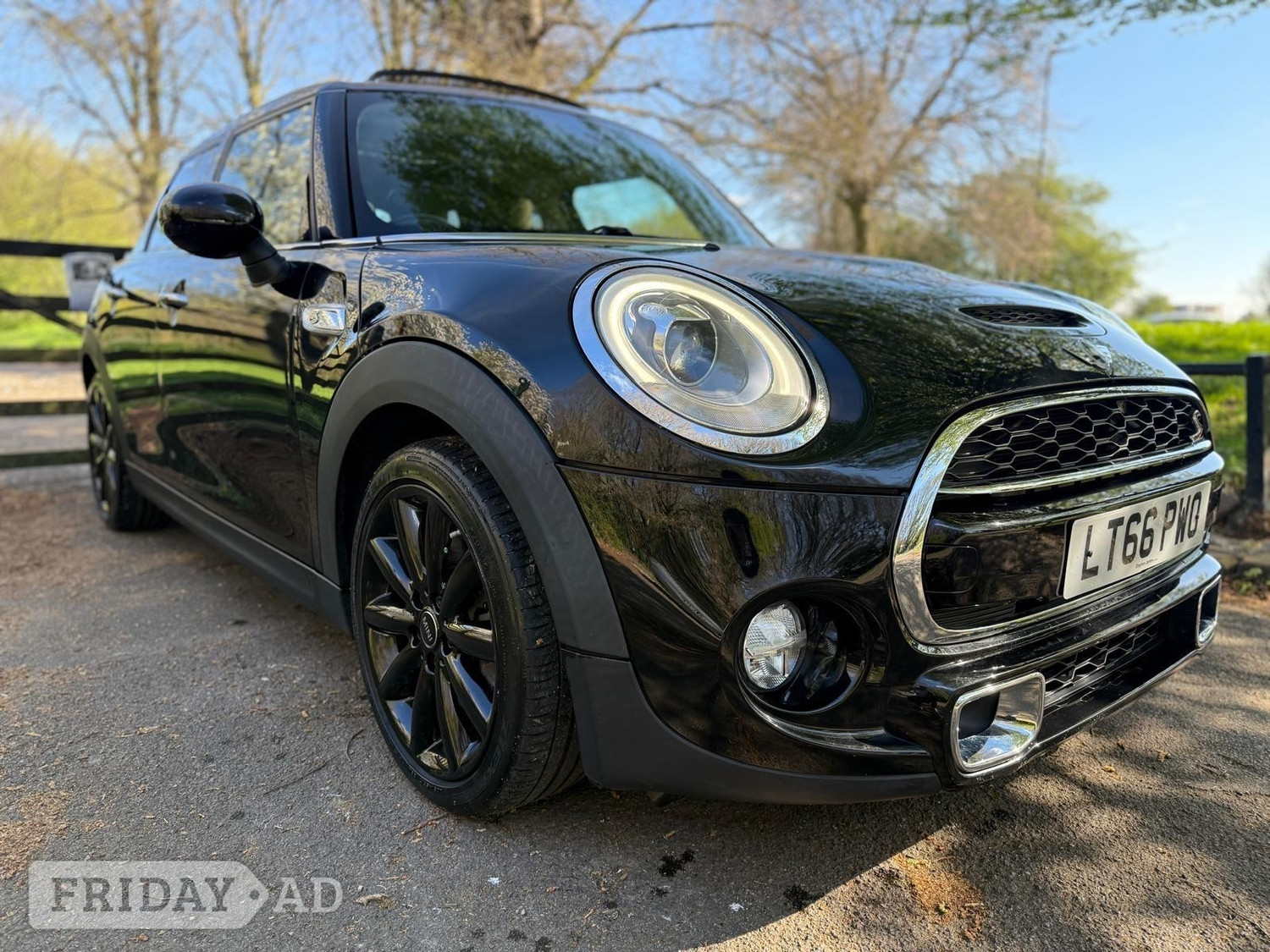 Mini Hatch 2016 in Barnet