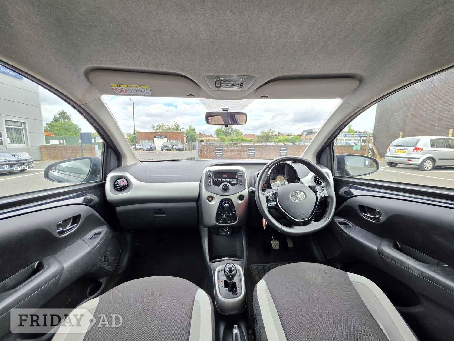 Toyota Aygo 2016 - Cars in Slough
