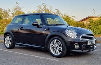 Mini Hatch 2013