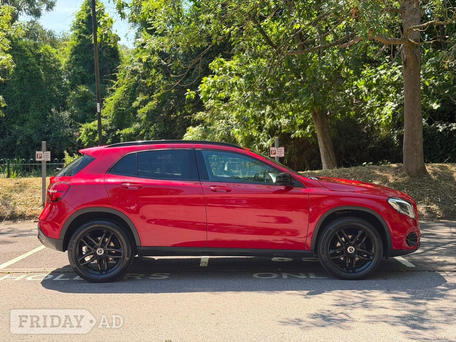 [ berth ]Mercedes-Benz GLA