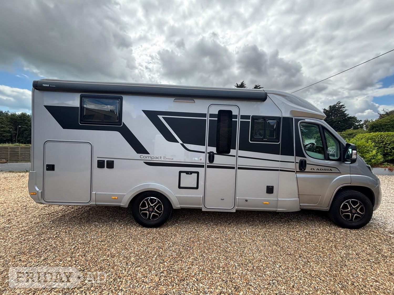 Adria Compact Supreme DL Long Melford
