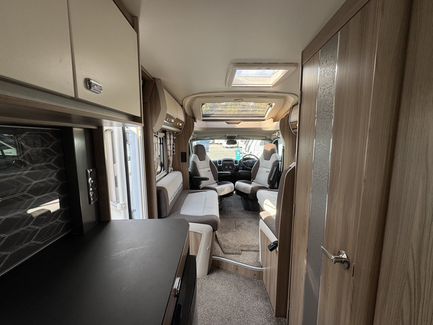 [4 berth ]Swift Bolero 744