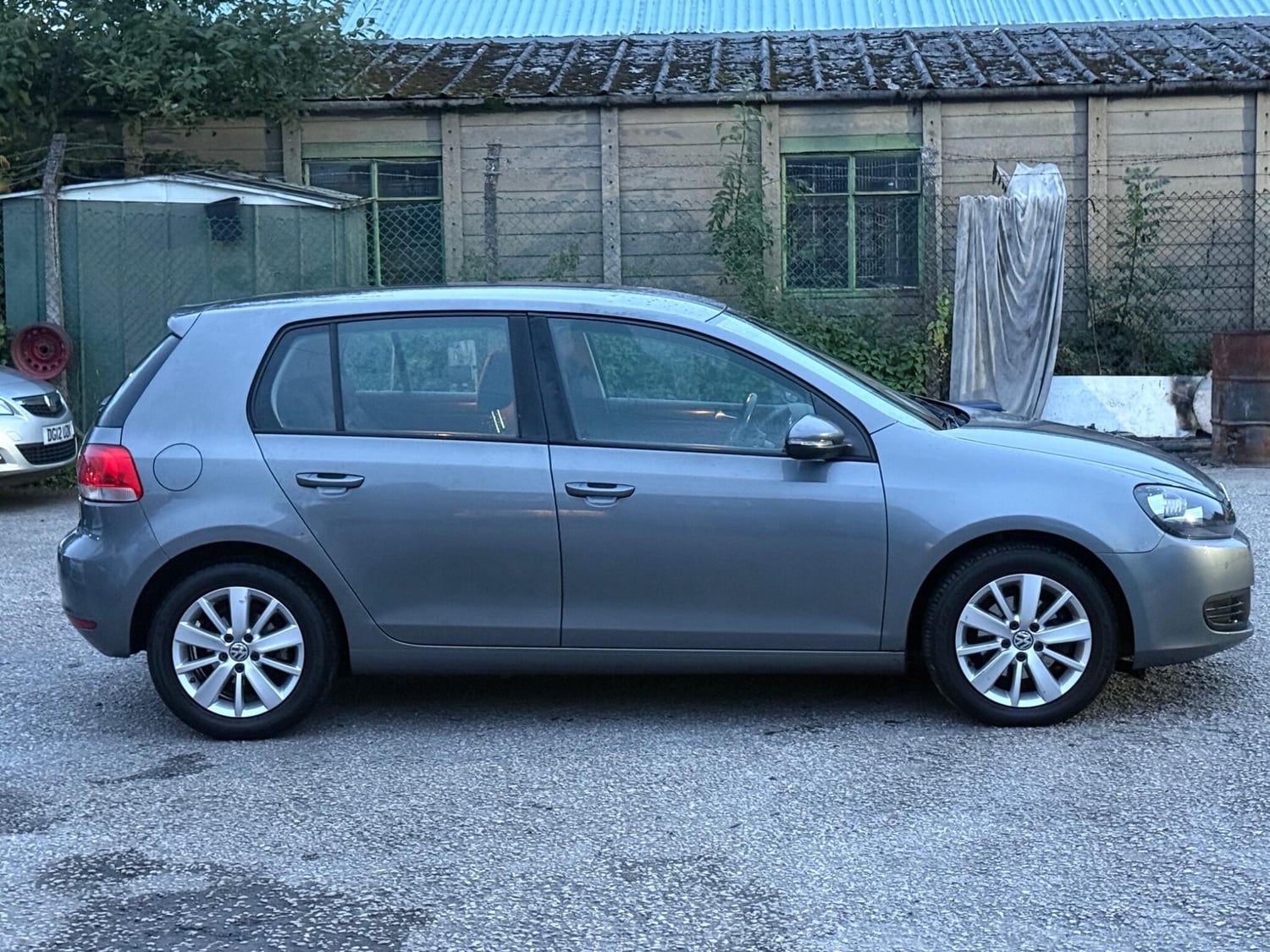 [ berth ]Volkswagen Golf