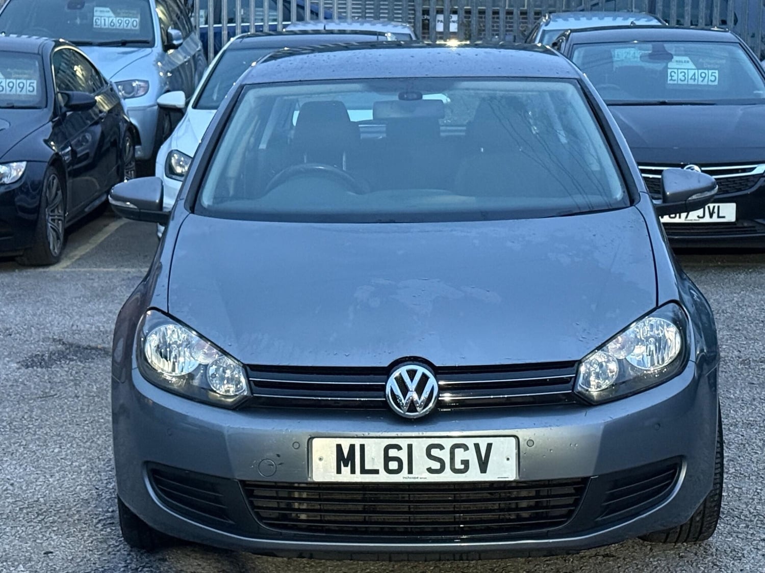 Volkswagen Golf 2011 - Cars