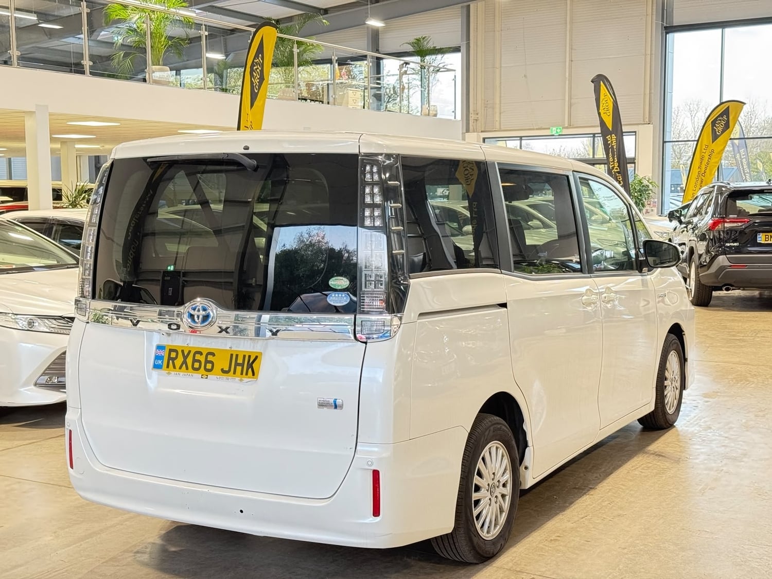 [ berth ]Toyota Voxy