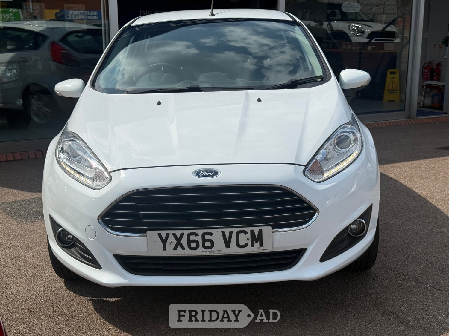 Ford Fiesta 2016 - Cars