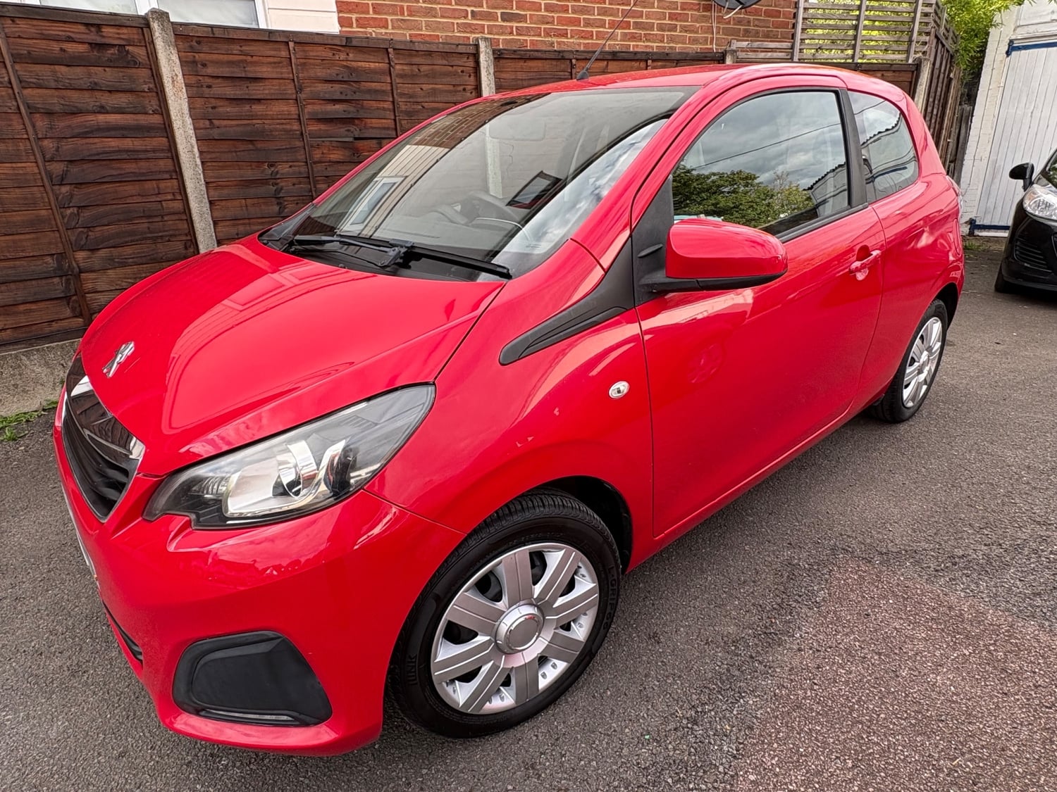 Peugeot 108 Knebworth