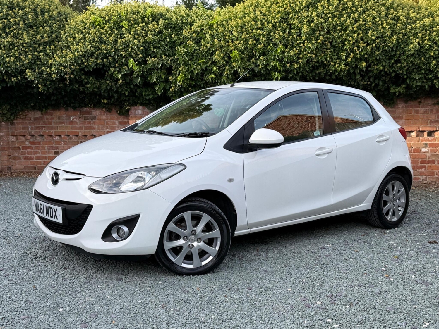 [ berth ]Mazda Mazda2