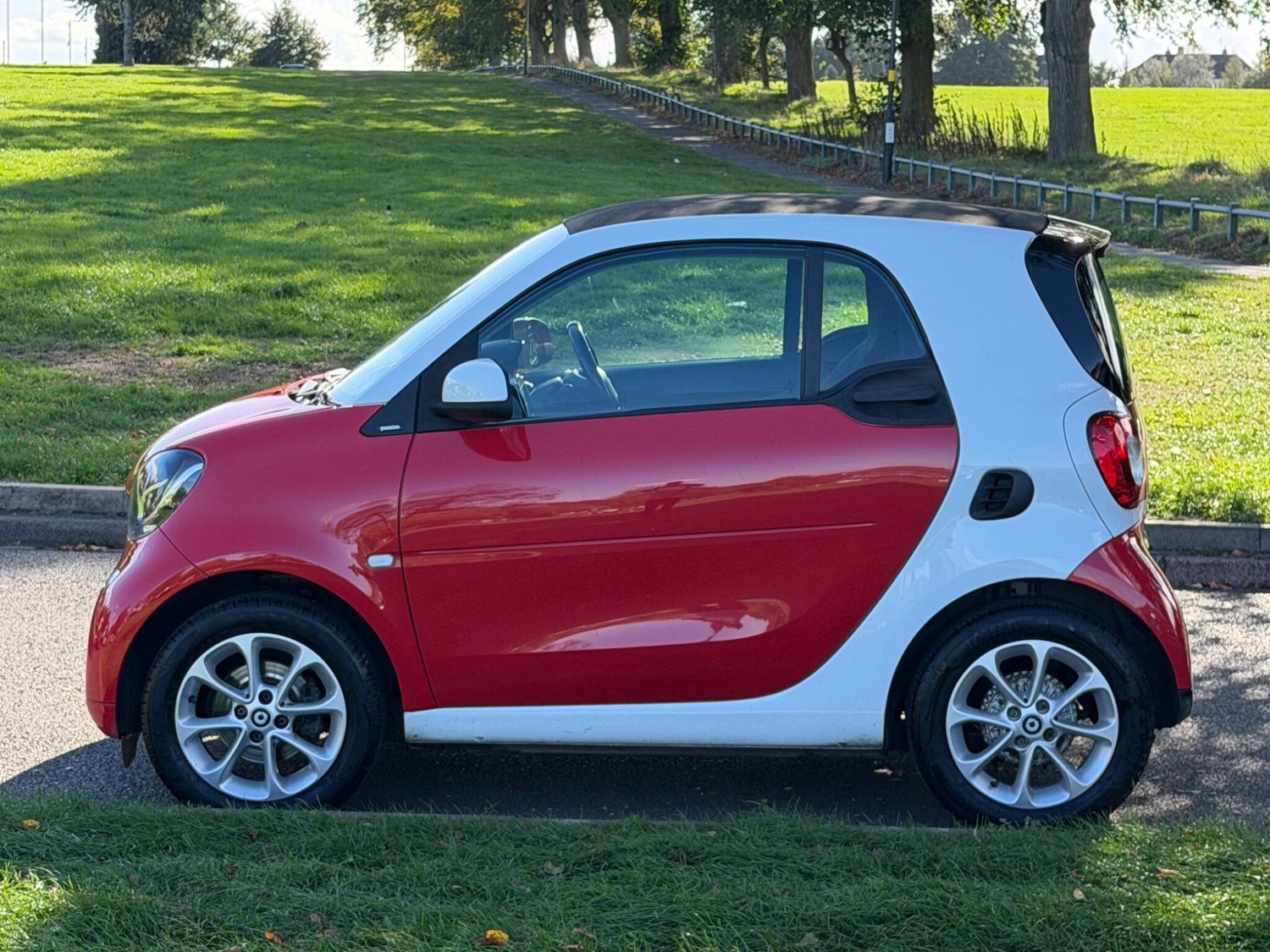 Smart ForTwo 2017 - Cars in Birmingham