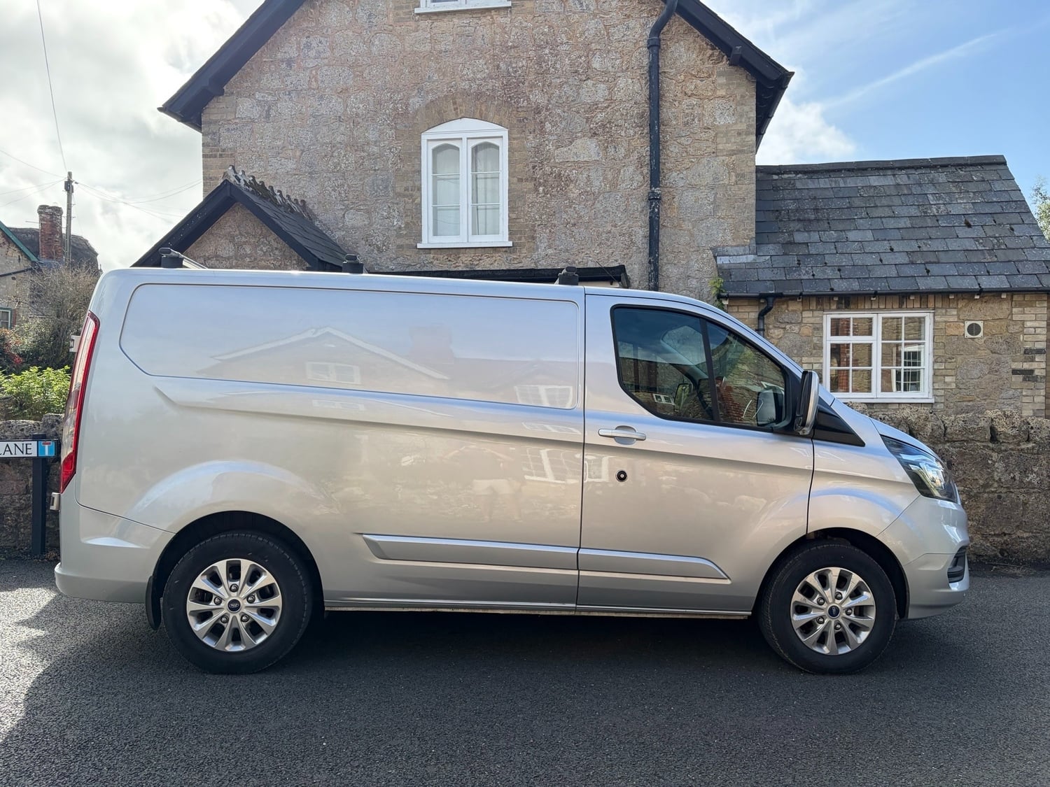 Ford Transit Custom Newport