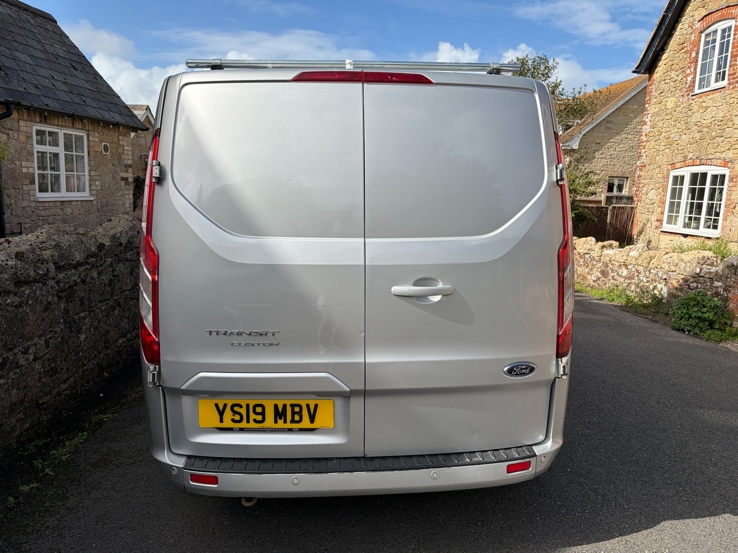 Ford Transit Custom 2019 - Vans & Commercial Vehicles in Newport