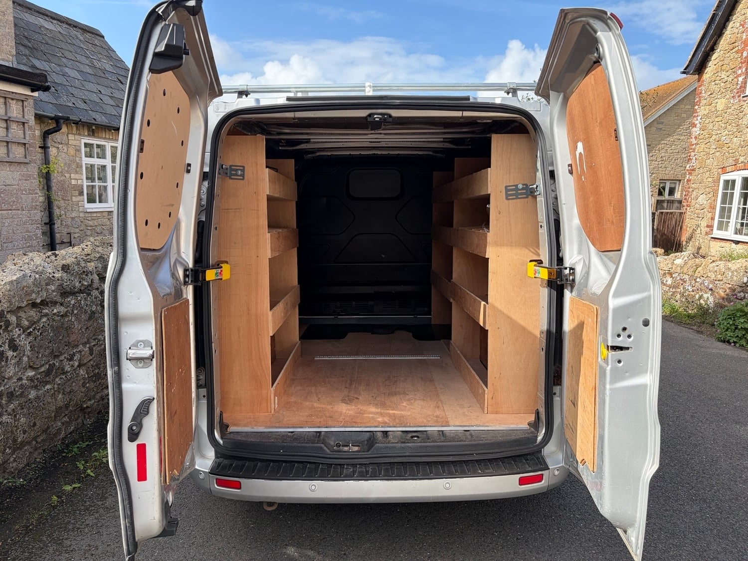 Ford Transit Custom 2019 - Vans & Commercial Vehicles