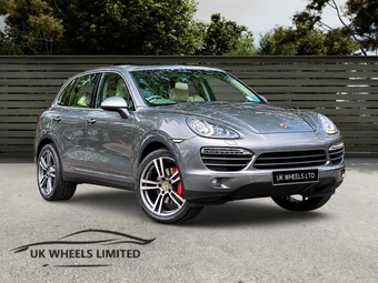Porsche Cayenne 2011