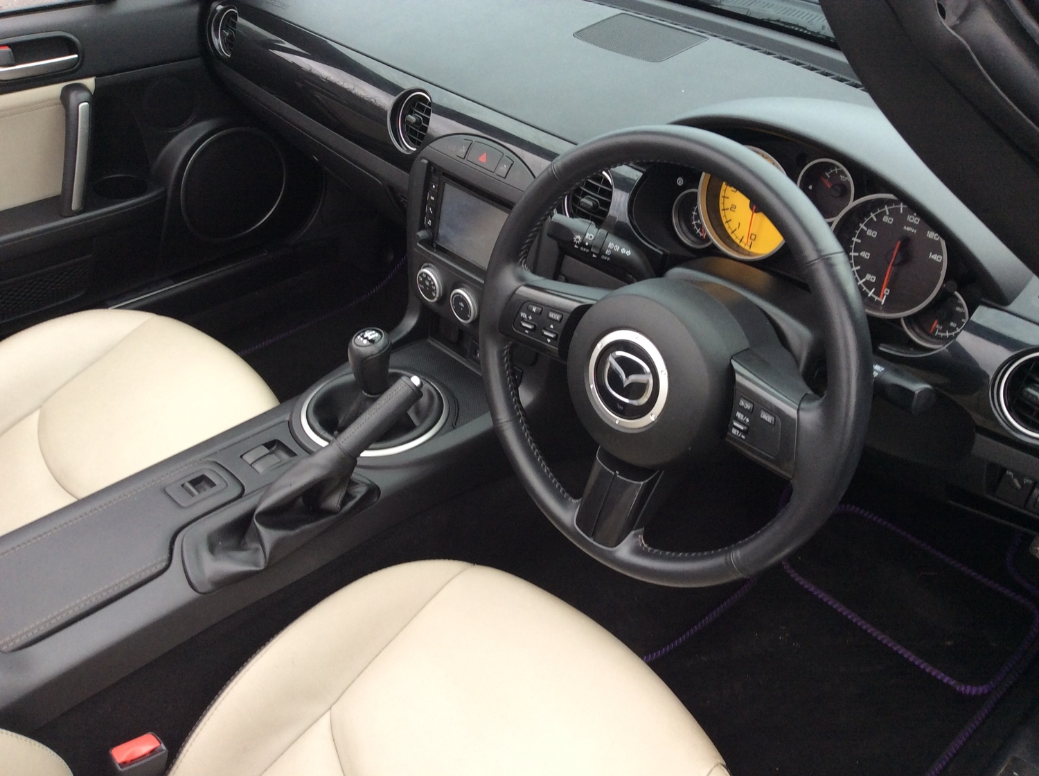 Mazda MX-5 2014 - Cars
