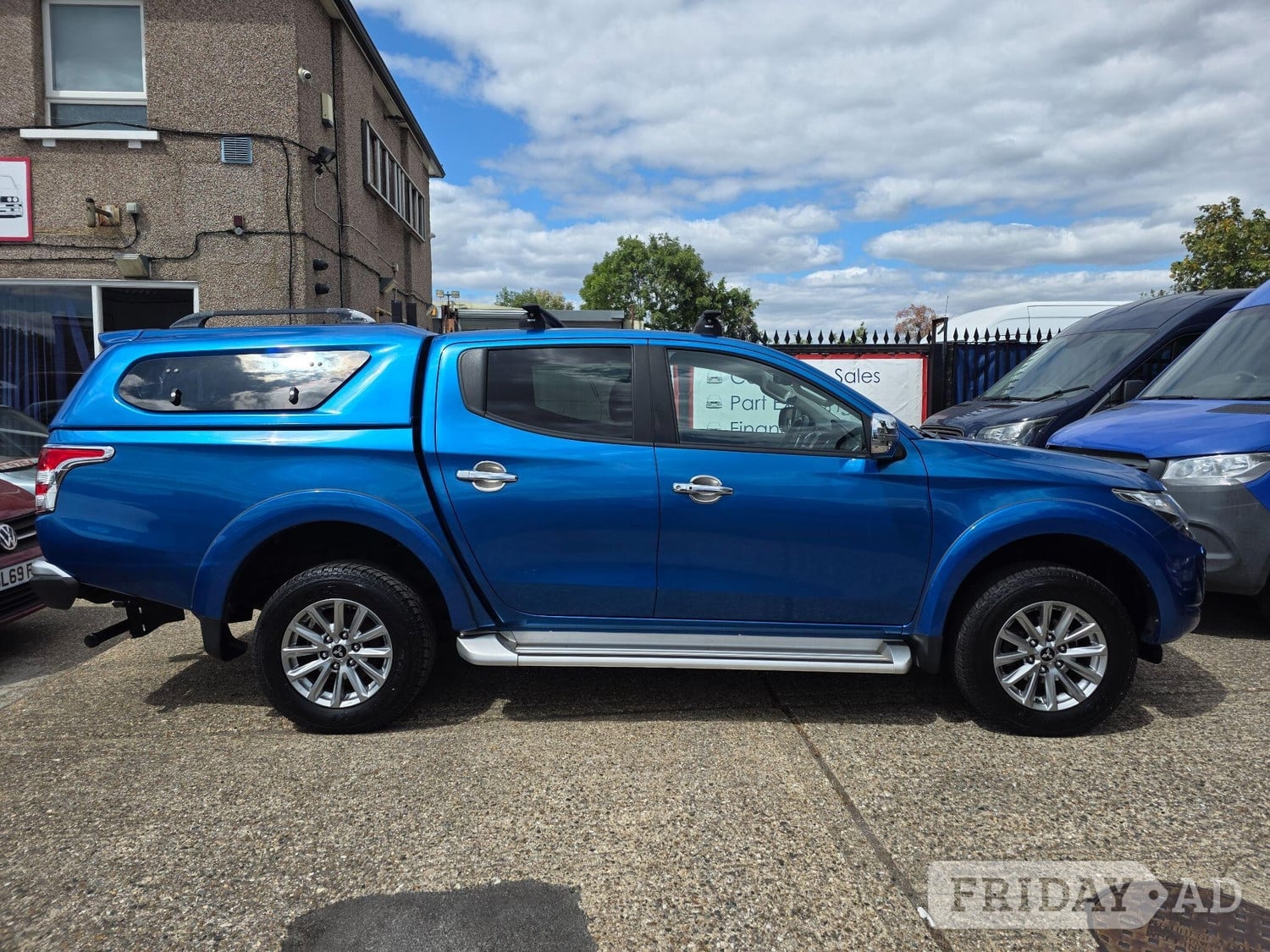 Mitsubishi L200 Hounslow