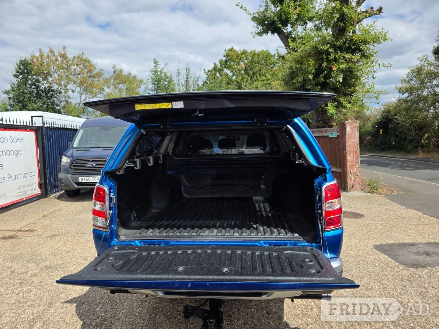 Mitsubishi L200 2017 - Vans & Commercial Vehicles