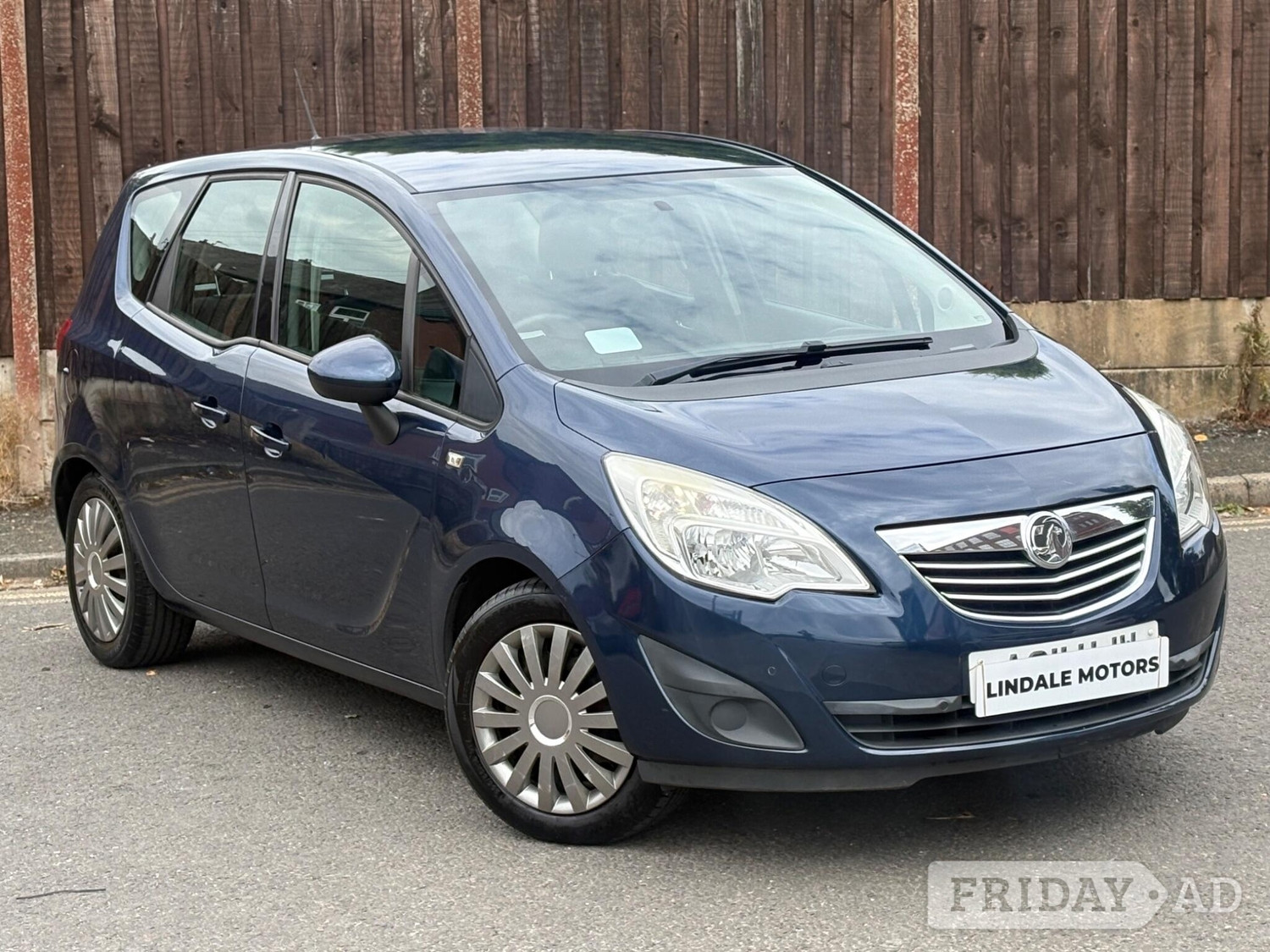 Vauxhall Meriva 2011 in Oldham