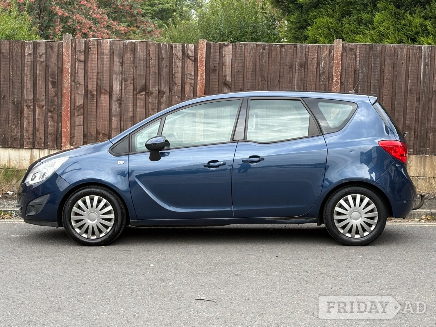 Vauxhall Meriva 2011 - Cars
