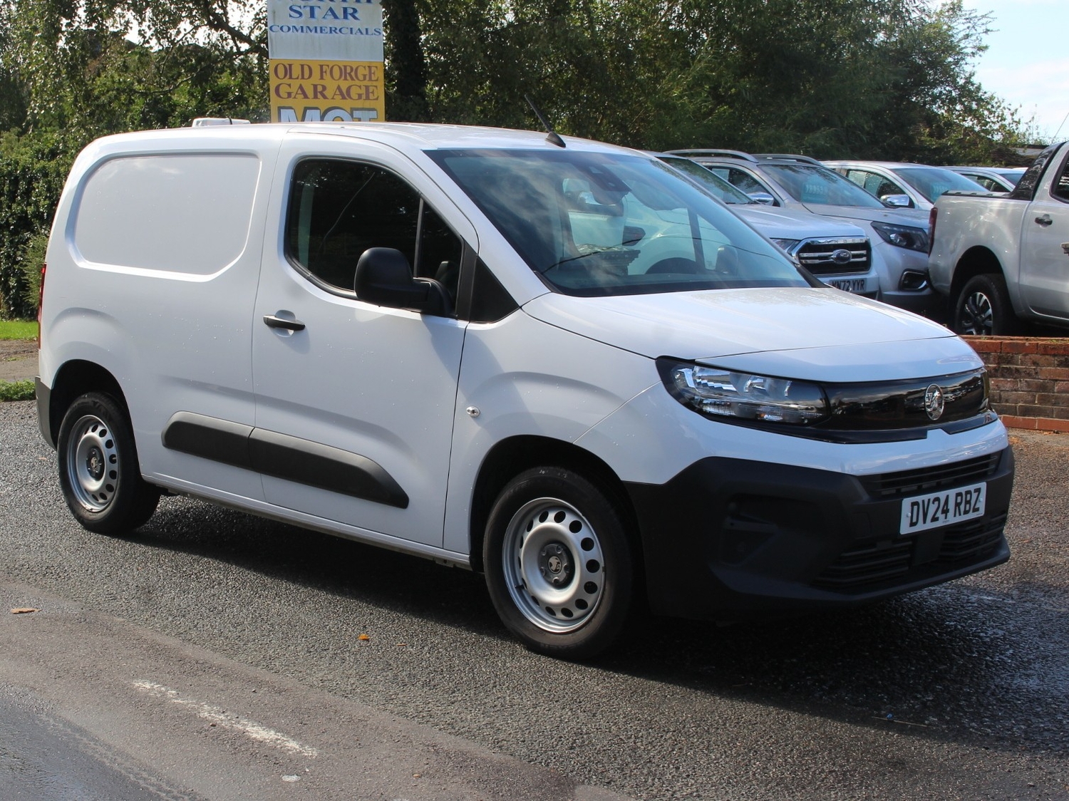 [ berth ]Vauxhall Combo