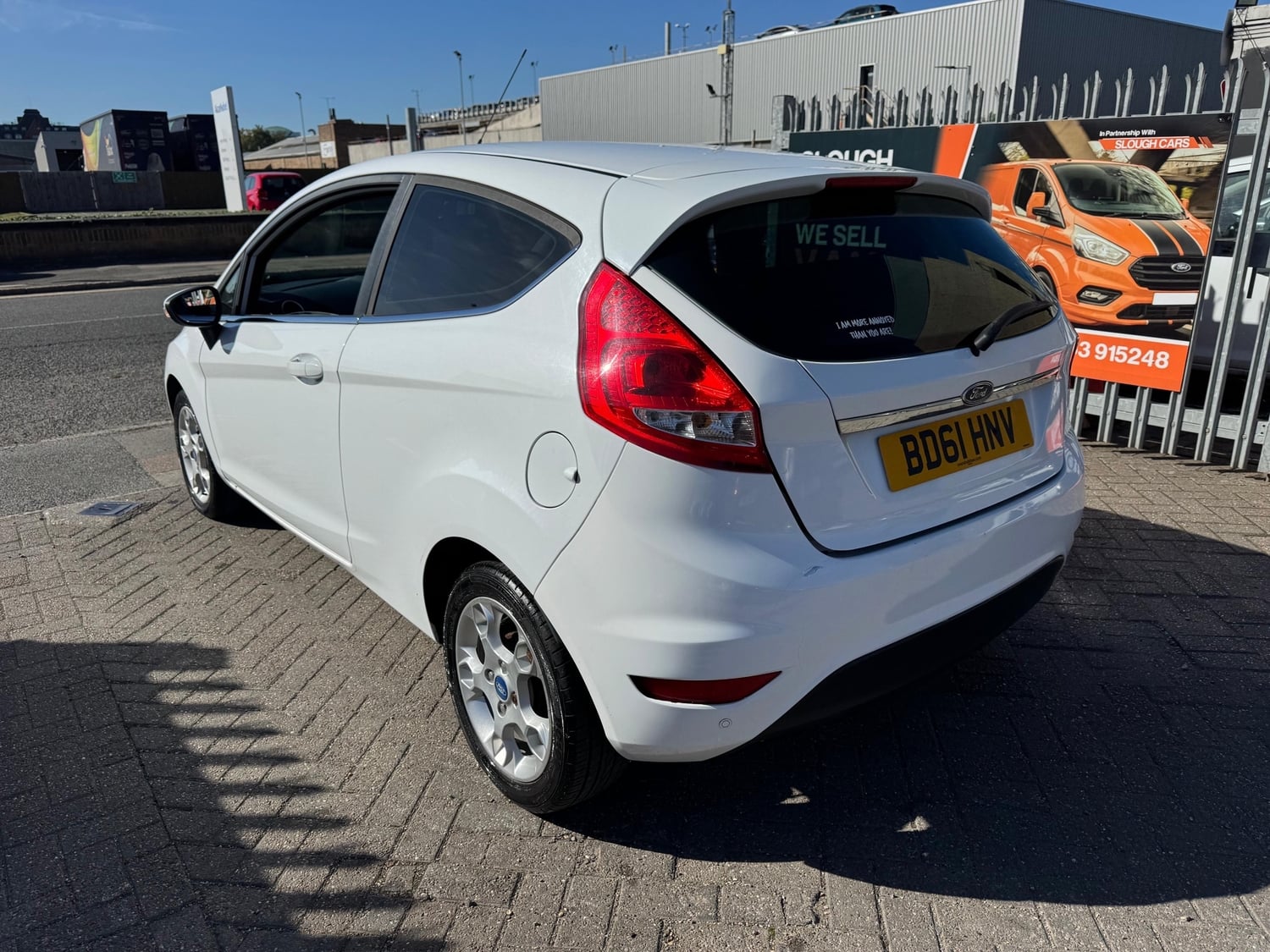 [ berth ]Ford Fiesta