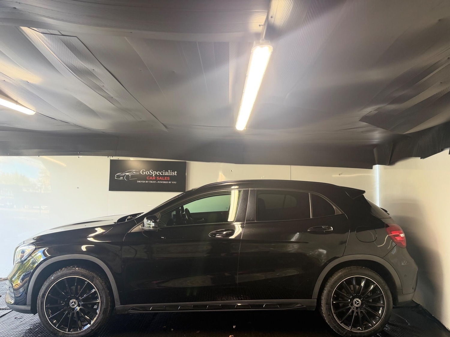 [ berth ]Mercedes-Benz GLA