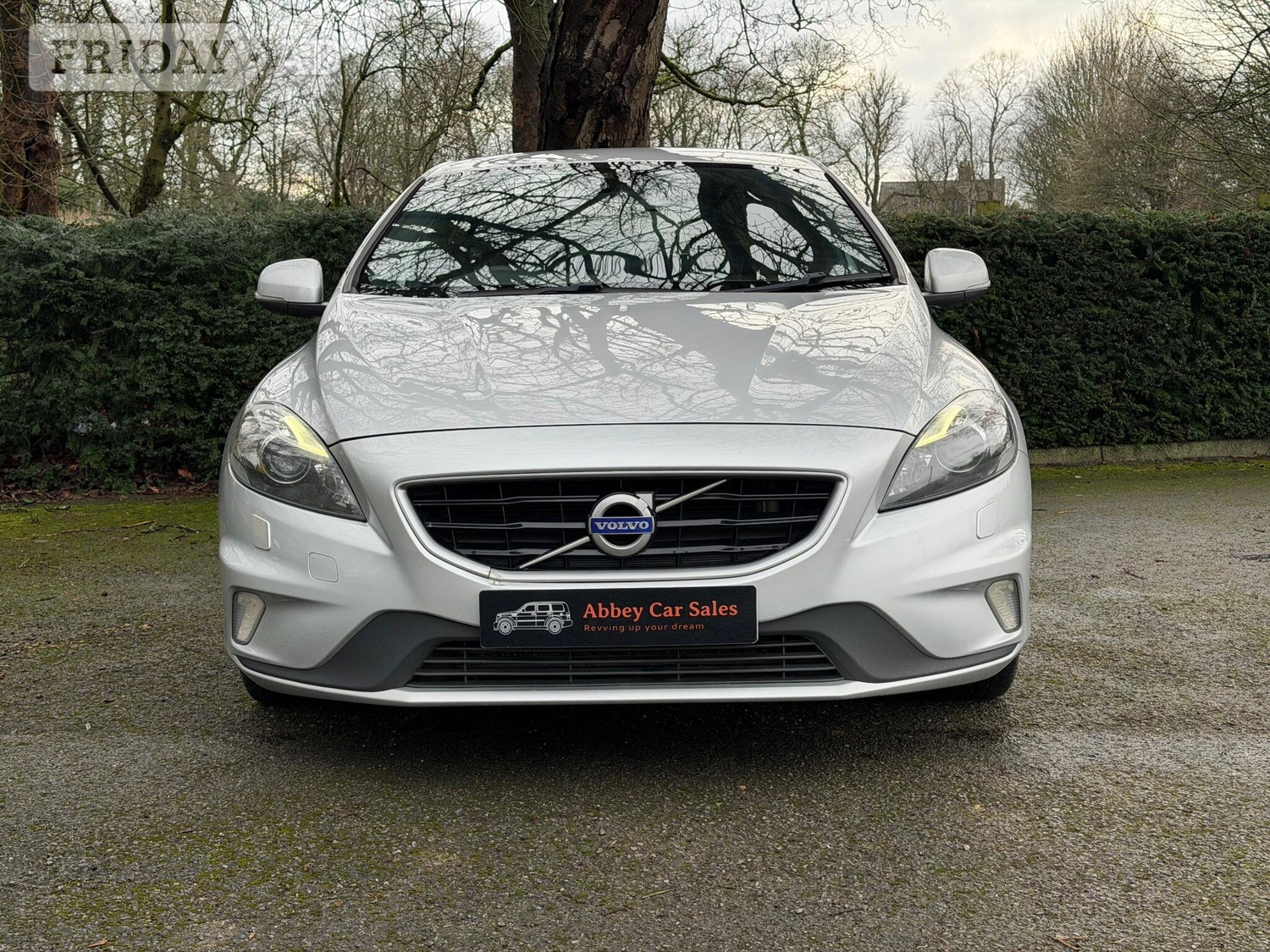 Volvo V40 Leeds
