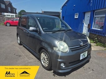 Toyota Sienta 2007