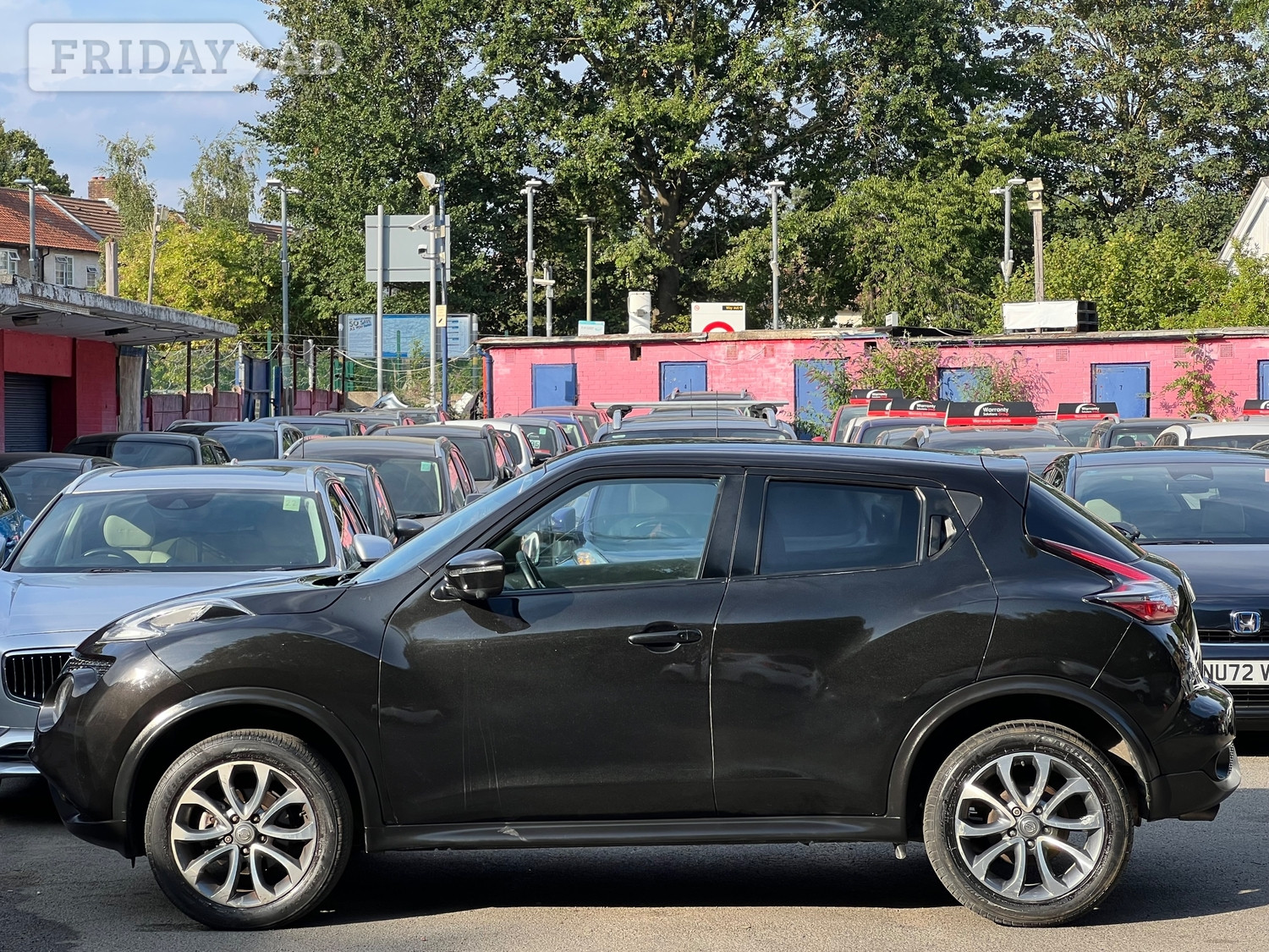 Nissan Juke 2017 - Cars in Brent