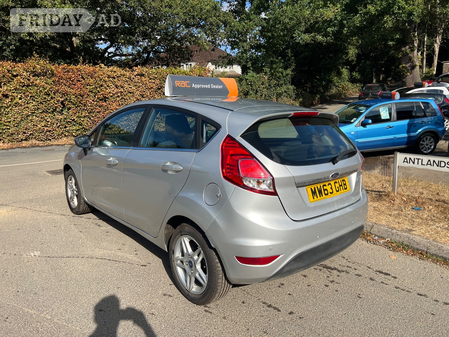 [ berth ]Ford Fiesta