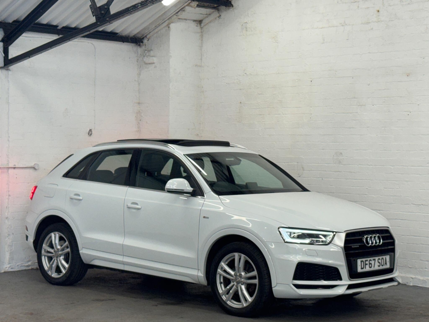 [ berth ]Audi Q3
