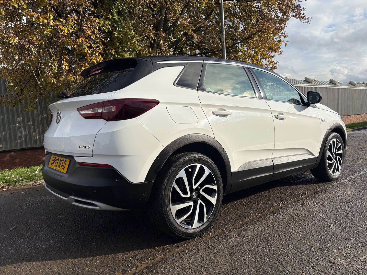[ berth ]Vauxhall Grandland X