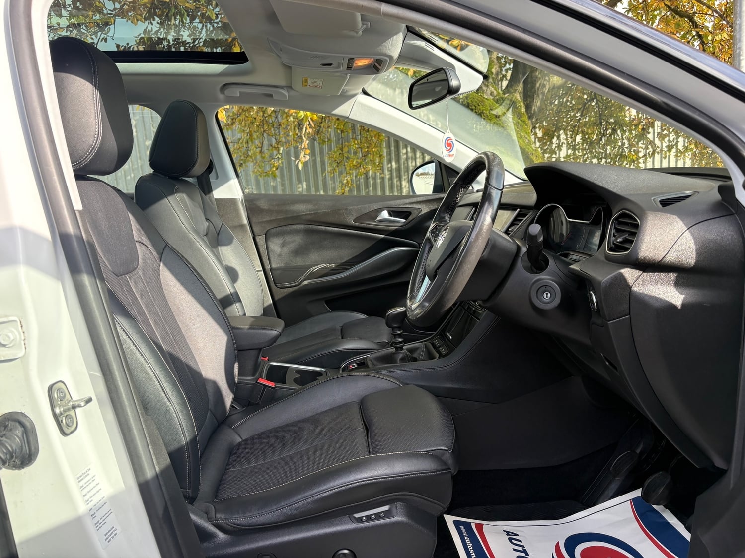 Vauxhall Grandland X 2019 - Cars in Airdrie