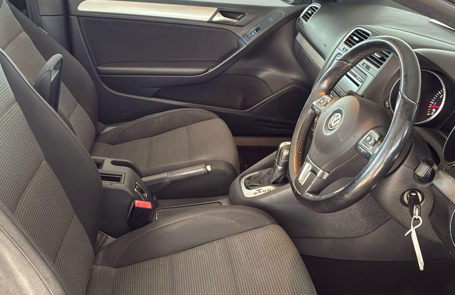 Volkswagen Golf 2015 - Cars