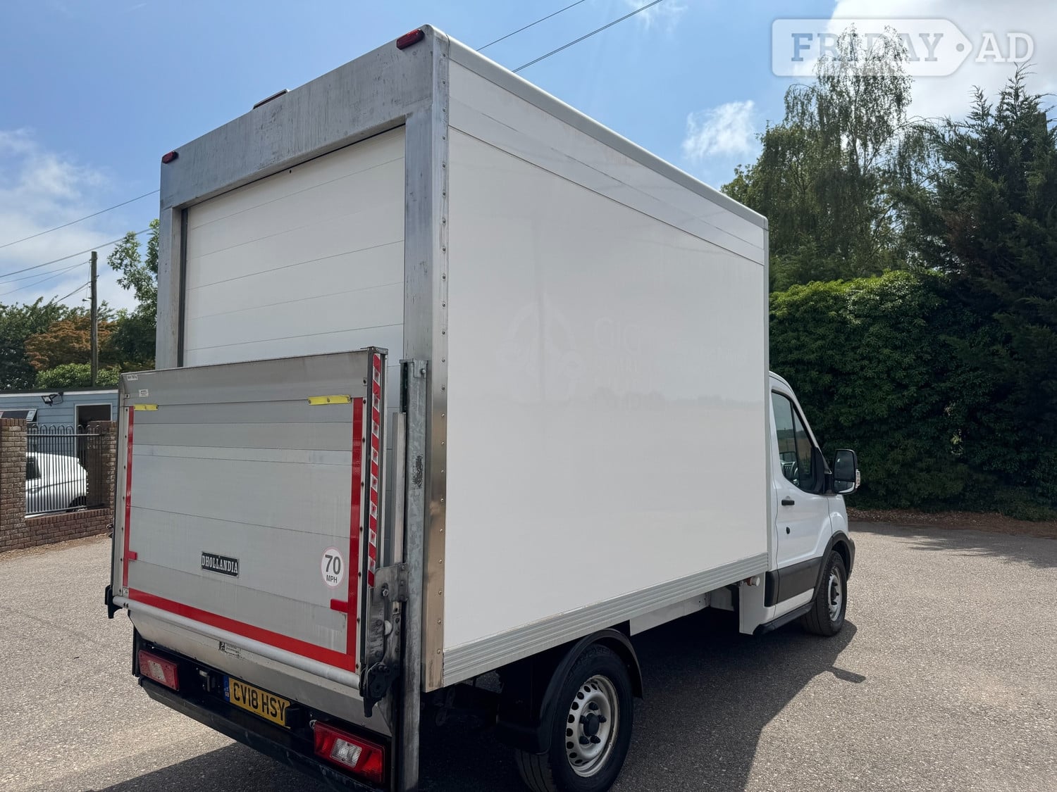 [ berth ]Ford Transit