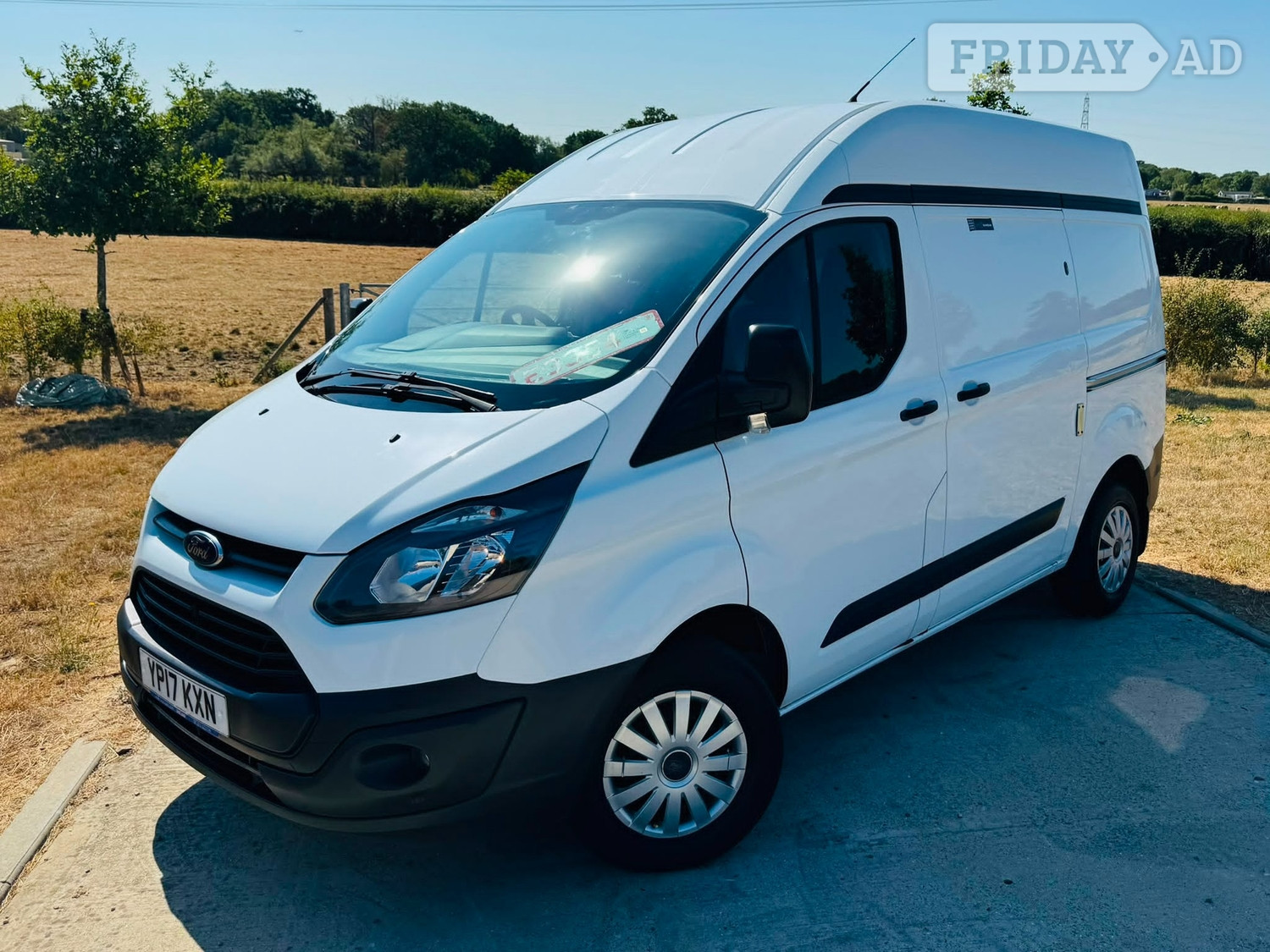Ford Transit Custom 2017 in Horley
