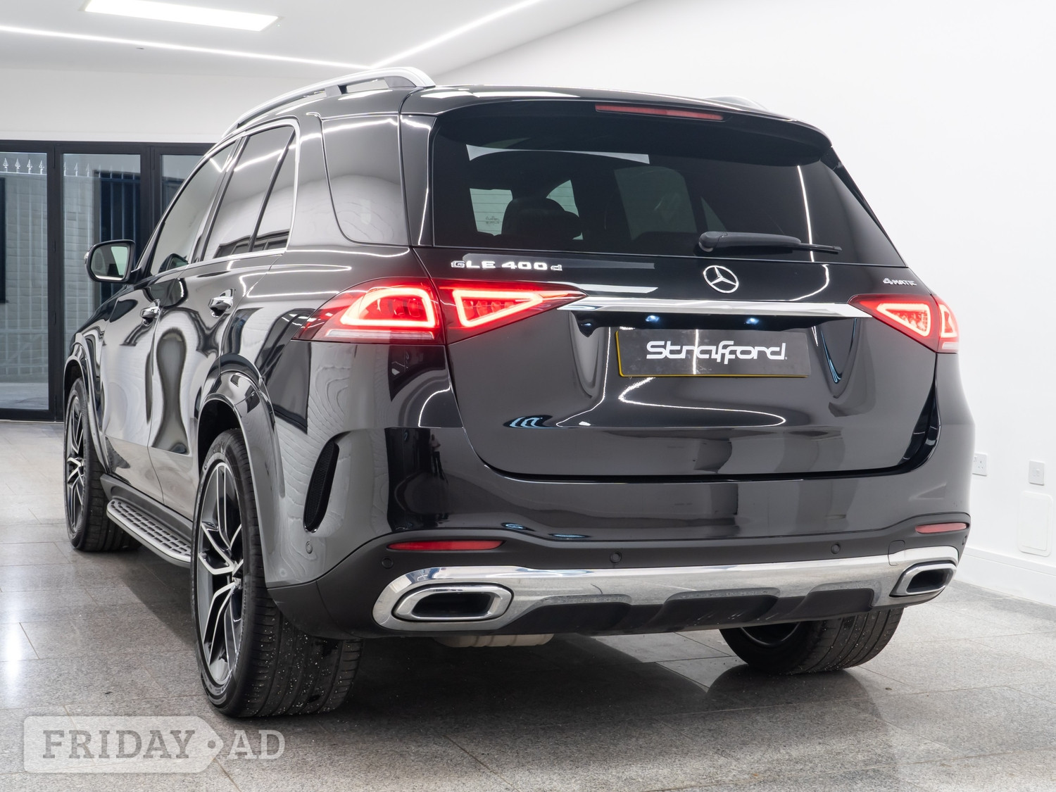 [ berth ]Mercedes-Benz GLE