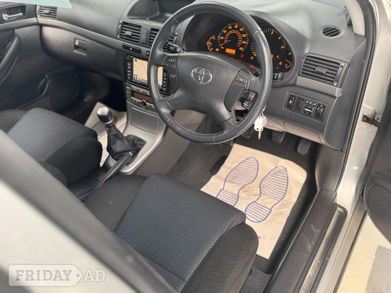 [ berth ]Toyota Avensis