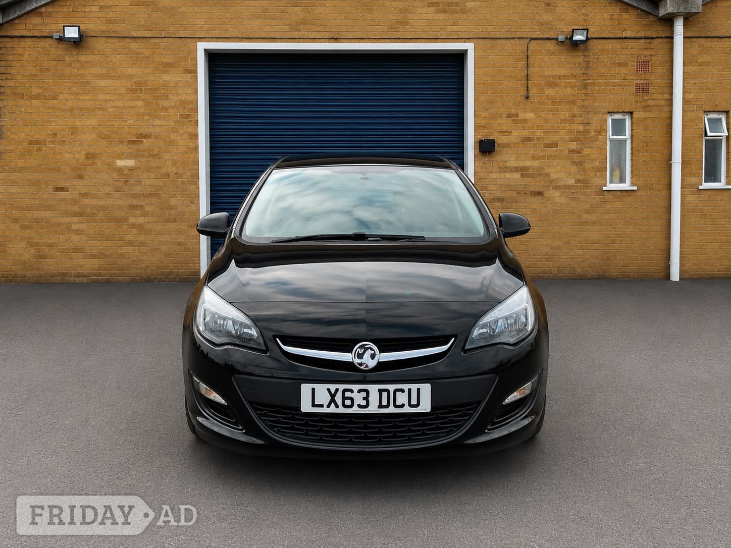 [ berth ]Vauxhall Astra