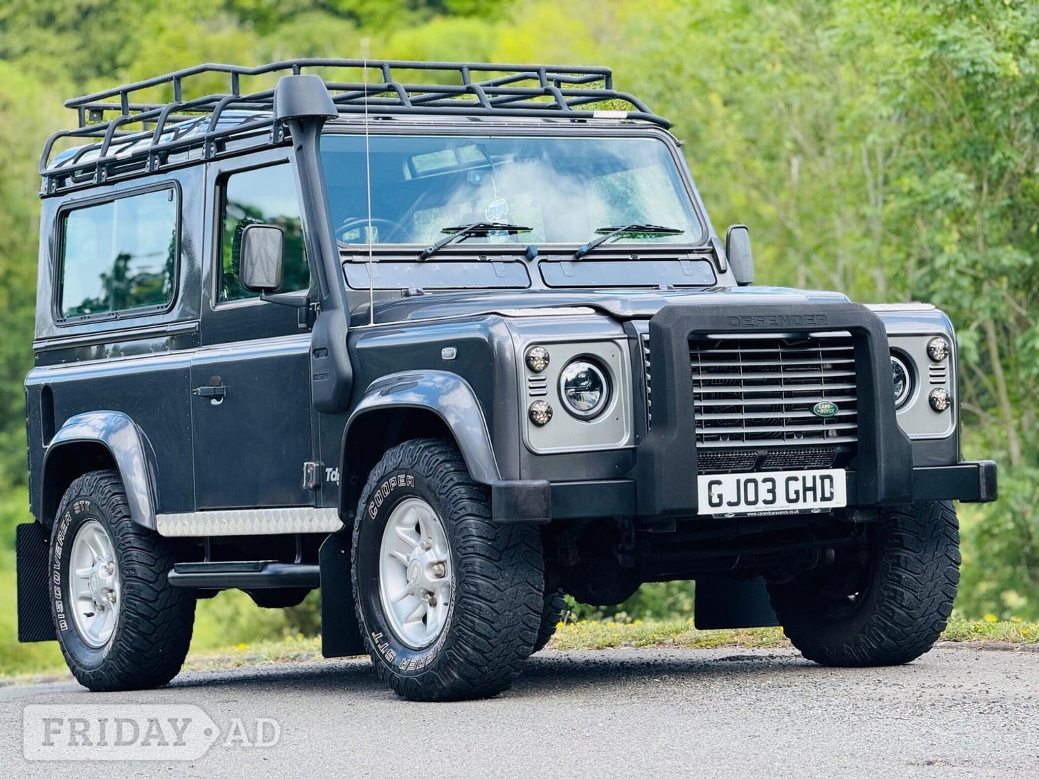 Land Rover Defender 90 2003 - Cars
