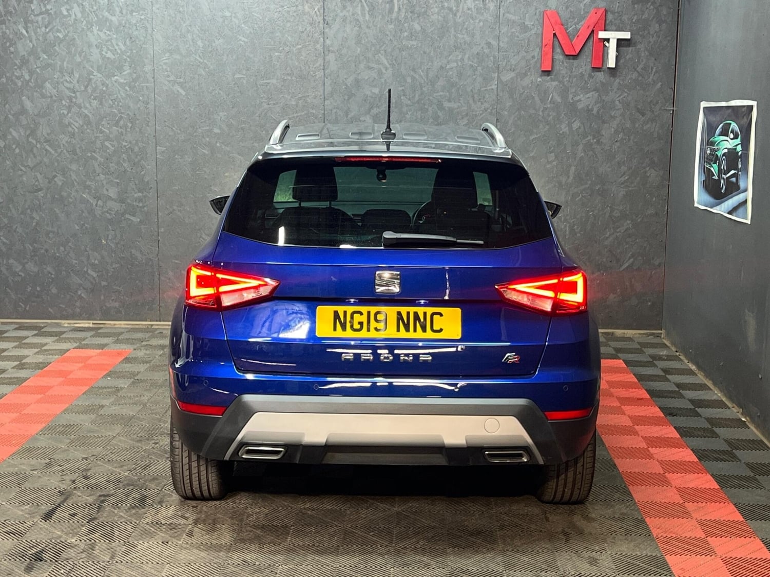 SEAT Arona 2019 - Cars in Halifax