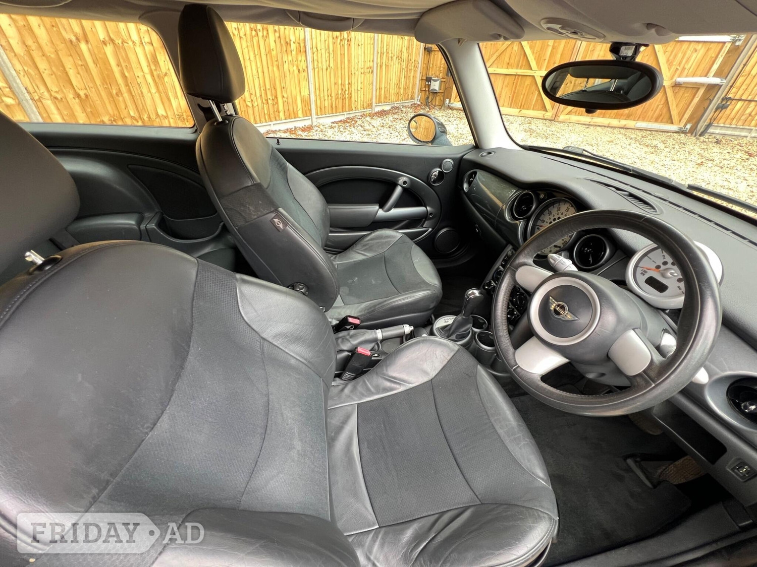 [ berth ]Mini Hatch
