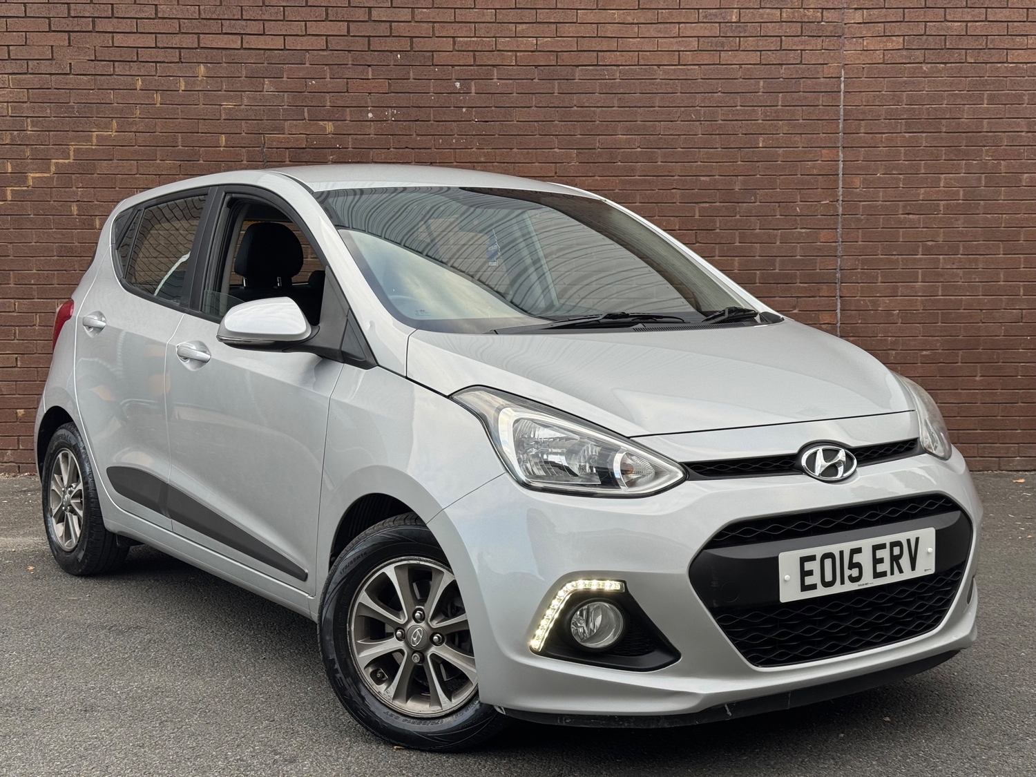 Hyundai i10 2015 - Cars