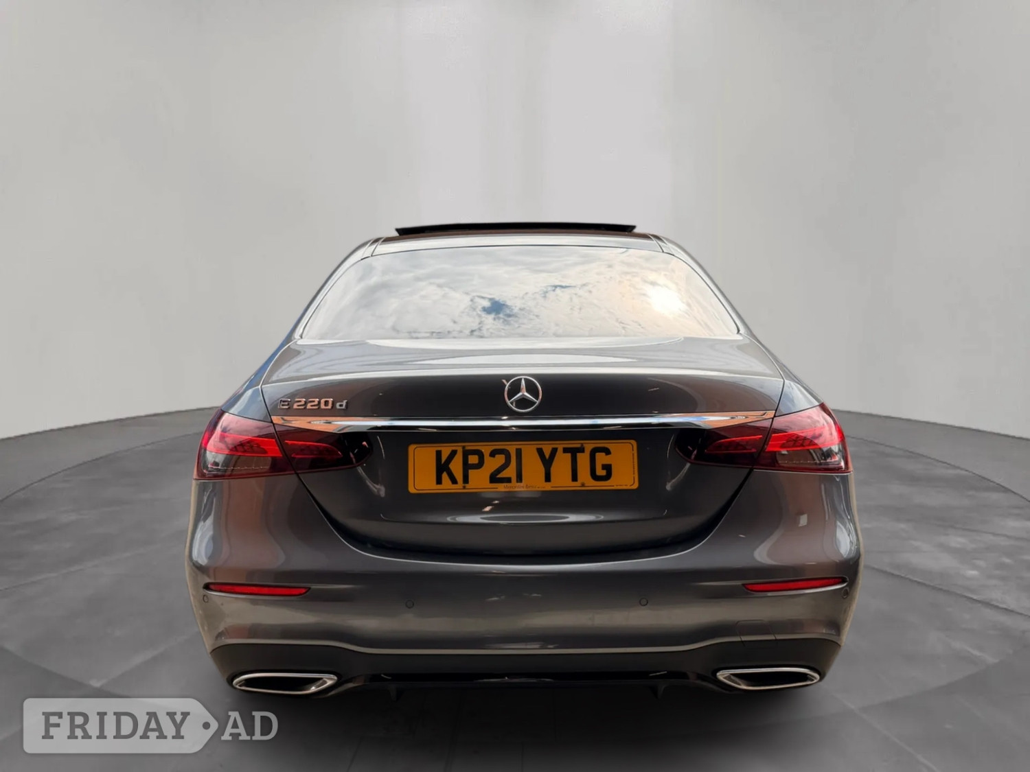 Mercedes-Benz E Class 2021 - Cars