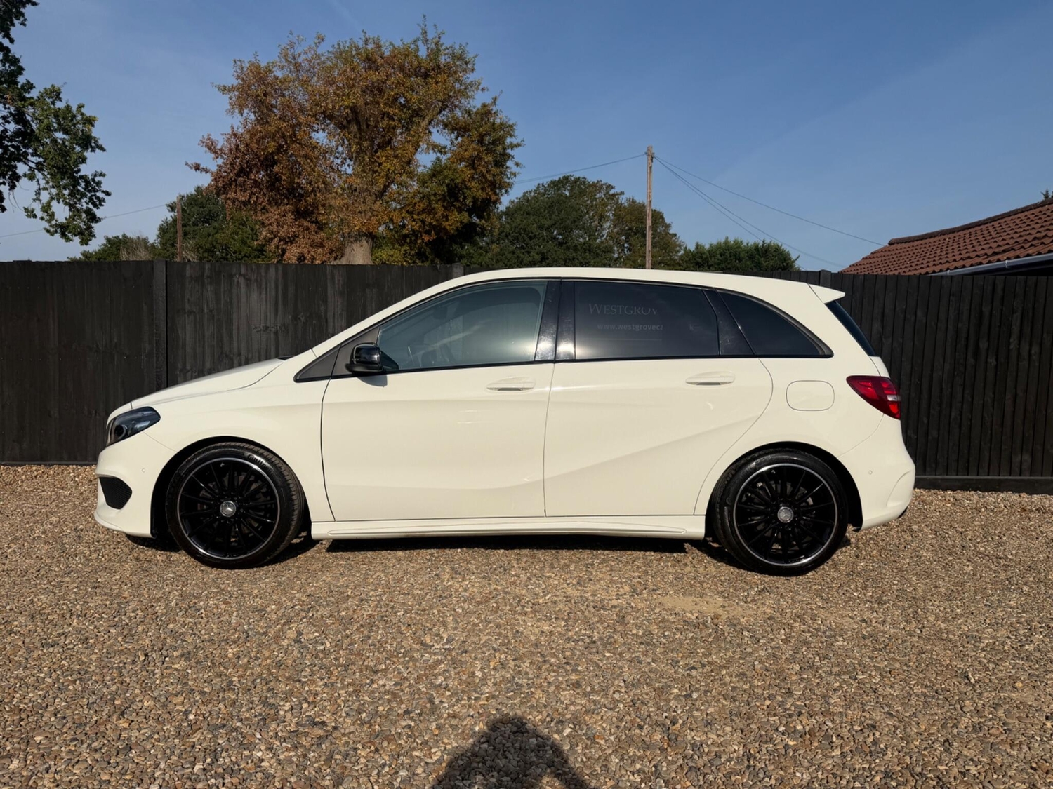 [ berth ]Mercedes-Benz B Class