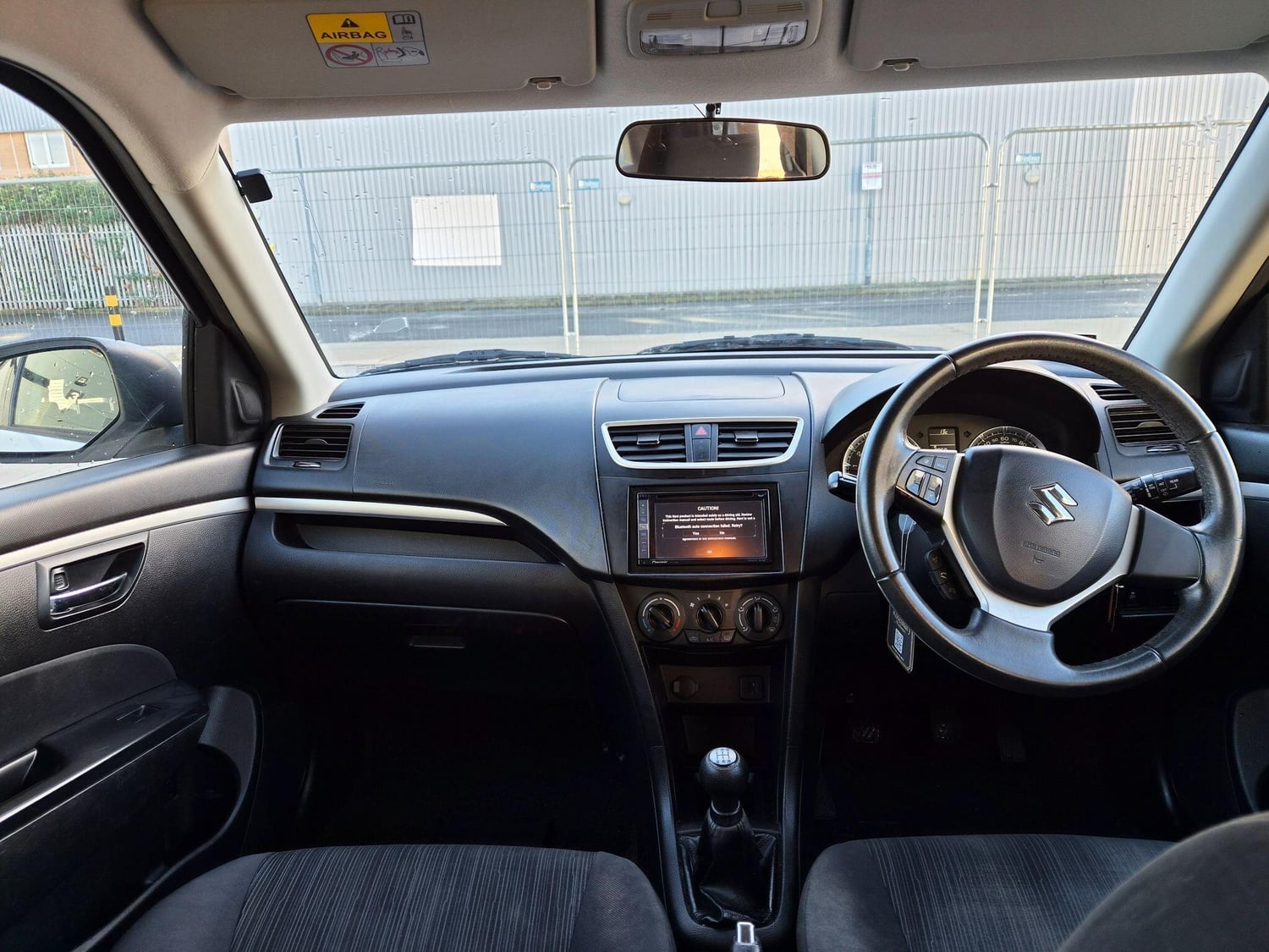 Suzuki Swift 2015 - Cars