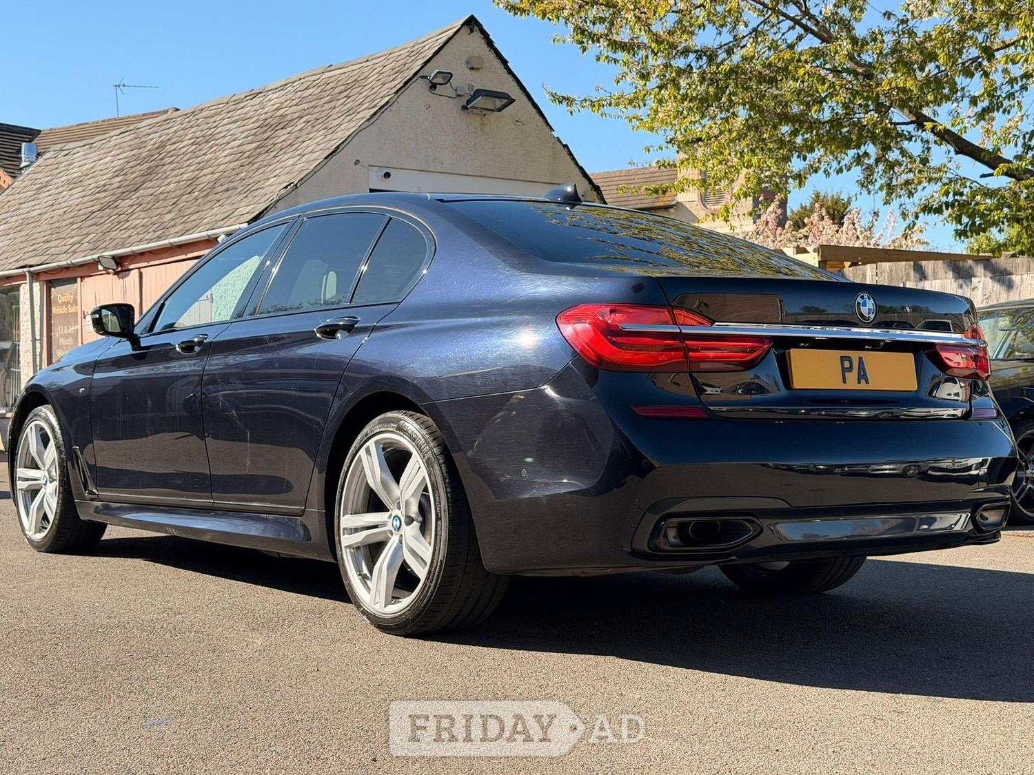 [ berth ]BMW 7 Series